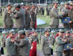 Usai Retreat, Bupati dan Wabup Jembrana Terima Tanda Alumni Kehormatan, Motivasi untuk Mengabdi dan Melayani