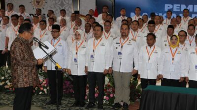 Dilantik Jadi Pengurus APKASI, Bupati Ipuk Siap Dorong Kemajuan Pariwisata Daerah
