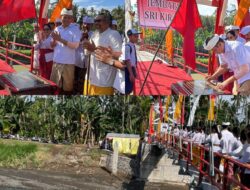 Warga Yehembang Sambut Gembira, Jembatan Gantung Telah Diresmikan Bupati Kembang Hartawan