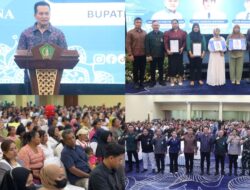 Bagi Penerima Bantuan Modal Usaha PNM, Bupati Kembang: Saya Berharap Ibu-Ibu Semua Bisa Mengelola Uang dengan Baik