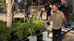 Tingkatkan Kepedulian Lingkungan, Bupati Jembrana Dorong Sekolah Libatkan Siswa Penataan Taman